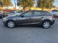 2014 Mazda 3/ Auto / Clean Title / 2-Owner Great MPG / 136K, Mazda3 Salem/1477 Hawthorne Ave NE - Image 3