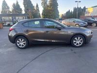 2014 Mazda 3/ Auto / Clean Title / 2-Owner Great MPG / 136K, Mazda3 Salem/1477 Hawthorne Ave NE - Image 6