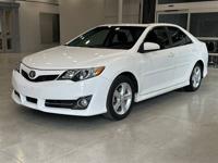 2013 Toyota Camry SE-92K Miles - Clean Carfax - Rare Find SE Washington ST. Portland, Or 97214 - Image 2