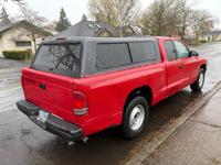 1998 Dodge Dakota Sport Extended Cab Truck 2WD 5 Speed Manual Salem - Image 8