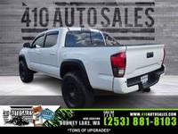 Lifted 2018 Toyota Tacoma TRD Off-Road Bonney Lake, WA - Image 9