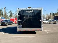 2017 VINTAGE 332LQ Camper and car Hauler TRAILER Est. payment OAC† - Image 8