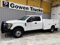 2017 Ford F-350 4x4 Extended Cab XLT DRW Utility Bed Mid TN - Image 3