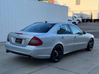 MERCEDES E 350 AMG PACKAGE LOW MILES EXCELLENT CONDITION CLEAN TITLE city of san diego - Image 9