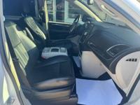 2014 cheysler town and country touring Jacksonville - Image 10