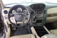 2014 Honda Pilot - 3rd row seats! - FINANCING AVAILABLE! - Dealmaker A DEALMAKER AUTO SALES - - Image 8