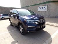 18 HONDA PILOT EX-L LEATHER HANDICAP MOBILITY WHEELCHAIR RAMP SUV VAN Irving, TX - Image 4