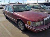 1993 LINCOLN TOWN CAR SIGNATURE - BUY HERE - PAY HERE |200 VEHICLES - Image 8