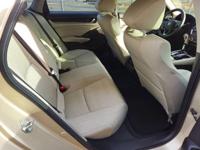 2018 Honda Accord EX 4dr Sedan Sedan Roberto's Auto Sales - Image 10