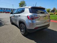 2018 Jeep Compass Sport 4dr SUV SUV Roberto's Auto Sales - Image 7