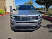 2018 Jeep Compass Sport 4dr SUV SUV Roberto's Auto Sales - Image 8