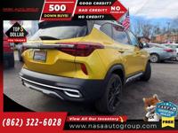 2023 KIA Seltos Nightfall DCT AWD The price in this ad is the downpayment - Image 10