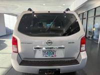 2011 Nissan Pathfinder Silver Edition Sport Utility 4D V6, 4.0 Liter - multnomah county - Image 5