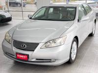2008 Lexus ES ES 350 Sedan 4D Shoreline - Image 4