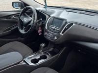 2018 Chevrolet Malibu LS, Clean Title, Apple Car Play ✅ Houston - Image 10