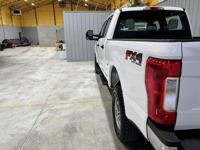 2019 Ford F250 XL Fx4 Crew Cab 4wd Super Duty Mid TN - Image 8