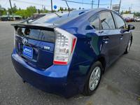 **Super Sale** 2010 Toyota Prius III **We Finance** #1 Pre-Owned Selection baysideautosales. - Image 6