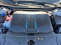 2024 Hyundai IONIQ 5 SE Standard Range SKU:26968 Hyundai IONIQ 5 SE St San Diego Auto Finders - Image 10