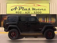 2014 Jeep Wrangler Unlimited Sport 4x4 4dr SUV - Image 7
