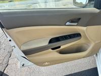 2009 *Honda* *Accord* *LX-P* Honda Accord - Image 10