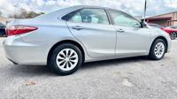 2016 Toyota Camry LE Houston - Image 6