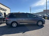 2013 Toyota Sienna XLE FWD 8-Passenger V6 - Image 6
