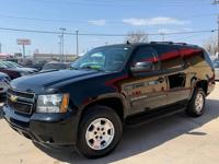 2014 Chevy Suburban LT 4x4 Leather 8 Passenger 3rd Row Clean Truck! CAR KING OKC - Image 2