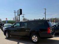 2014 Chevy Suburban LT 4x4 Leather 8 Passenger 3rd Row Clean Truck! CAR KING OKC - Image 4