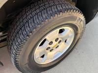 2014 Chevy Suburban LT 4x4 Leather 8 Passenger 3rd Row Clean Truck! CAR KING OKC - Image 10