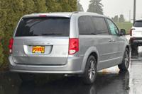 2017 Dodge Grand Caravan Mini Van SXT Passenger Van ((Call or Text 503-769-7691)) - Image 5