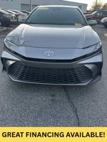 2025 TOYOTA CAMRY SE! LEATHER! HEATED SEATS! NAVIGATION! LIKE NEW! A MONTH!!!! - Image 3