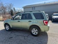 2009 Ford Escape Hybrid LOW MILEAGE!!! EXCELLENT CONDTION!!! DRIVES LIKE NEW!!!! Park Forest - Image 4
