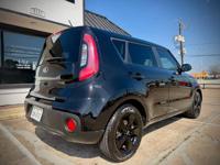 2018 Kia Soul Clean Car Fax 1 Owner Soth Houston - Image 7