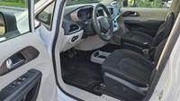2024 CHRYSLER VOYAGER LX 3.6L 29k Huntingdon Valley - Image 10
