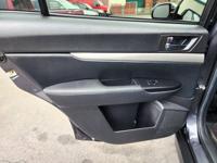 2011 Subaru Outback 2.5i Limited Salem OR - Image 10