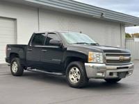 2012 Chevrolet Silverado 1500 Crew Cab - Financing Available! - Image 6