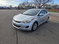 2012 Hyundai Elantra GLS. Denver - Image 3