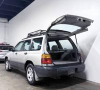 2000 SUBARU FORESTER L AWD! 5 SPEED MANUAL *Timing belt Water P. Done Portland - Image 8