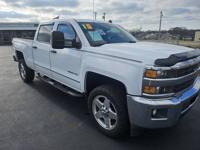 2015 chevy silverado 2500hd lt crew cab 4x4 1 owner Lebanon - Image 3