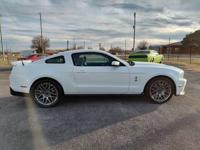 1 Owner 2011 Ford Mustang Shelby GT500 only 10k miles! Chanute - Image 9