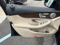 2020 Mercedes-Benz C 300 4MATIC CLEAN CARFAX!! ONE OWNER! LEASING NOW AVAILABLE! + EVERYONE DRIVES! WE MAKE IT HAPPEN! - Image 9
