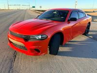 2018 Dodge Charger SXT Auto Integrity - Image 4
