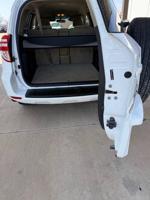 2010 Toyota RAV 4 - Image 6