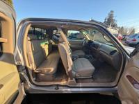 🔥 2000 Toyota Tundra Limited – V8 Power, Built to Last 🔥 Salem - Image 5