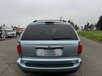 2005 Chrysler Town & Country – Only 74,000 Original Miles! ONE-OWNER Salem - Image 5
