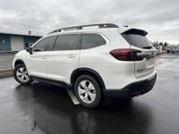 2023 Subaru Ascent 8-Passenger Auburn - Image 5