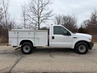 2001 Ford F250 Utility Truck (Good Condition/1 Owner) NW Suburbs - Image 3