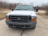 2001 Ford F250 Utility Truck (Good Condition/1 Owner) NW Suburbs - Image 5