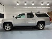 2013 Chevrolet Suburban 4x4 4WD Chevy LTZ Sport Utility / 3RD ROW SEA M&M Investment Cars - Gladstone - Image 4