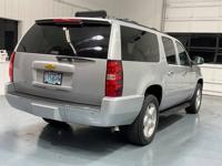 2013 Chevrolet Suburban 4x4 4WD Chevy LTZ Sport Utility / 3RD ROW SEA M&M Investment Cars - Gladstone - Image 8
